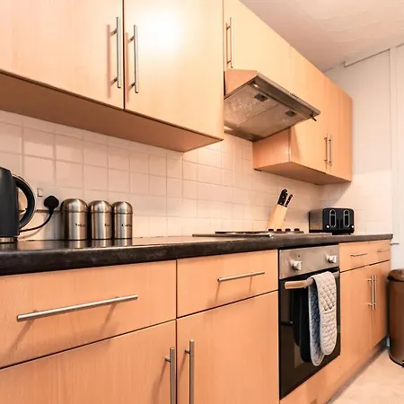 Best Price! Perfect Gunwharf Accommodation - 5 Single Beds Or Kingsize Free Parking Portsmouth Exterior foto